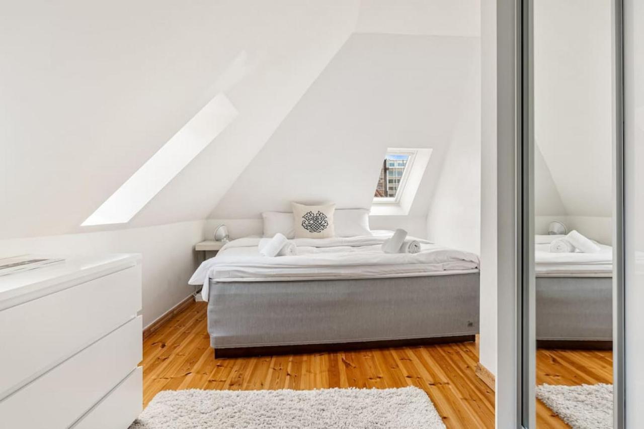 Dinbnb Apartments I Historical Two-Floor Apartment With Rooftop Panorama I 1645 Heritage Bergen Zewnętrze zdjęcie